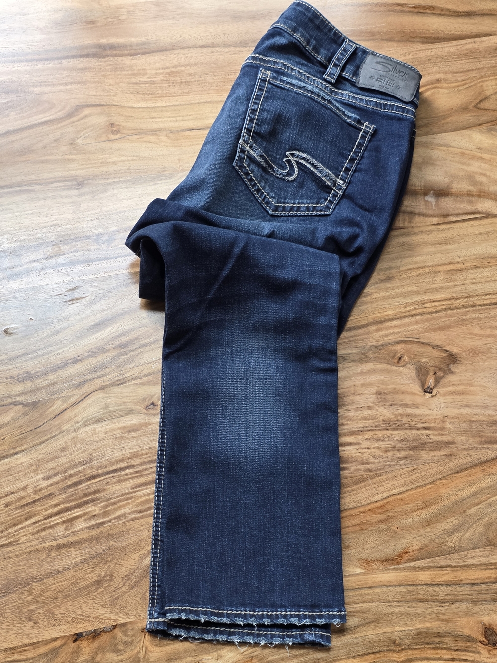 Brand: Women's Silver Jeans Co Style: Elyse Capri - Size: W31/ L22.5